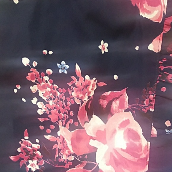 Elle top - Picture 3 of 3